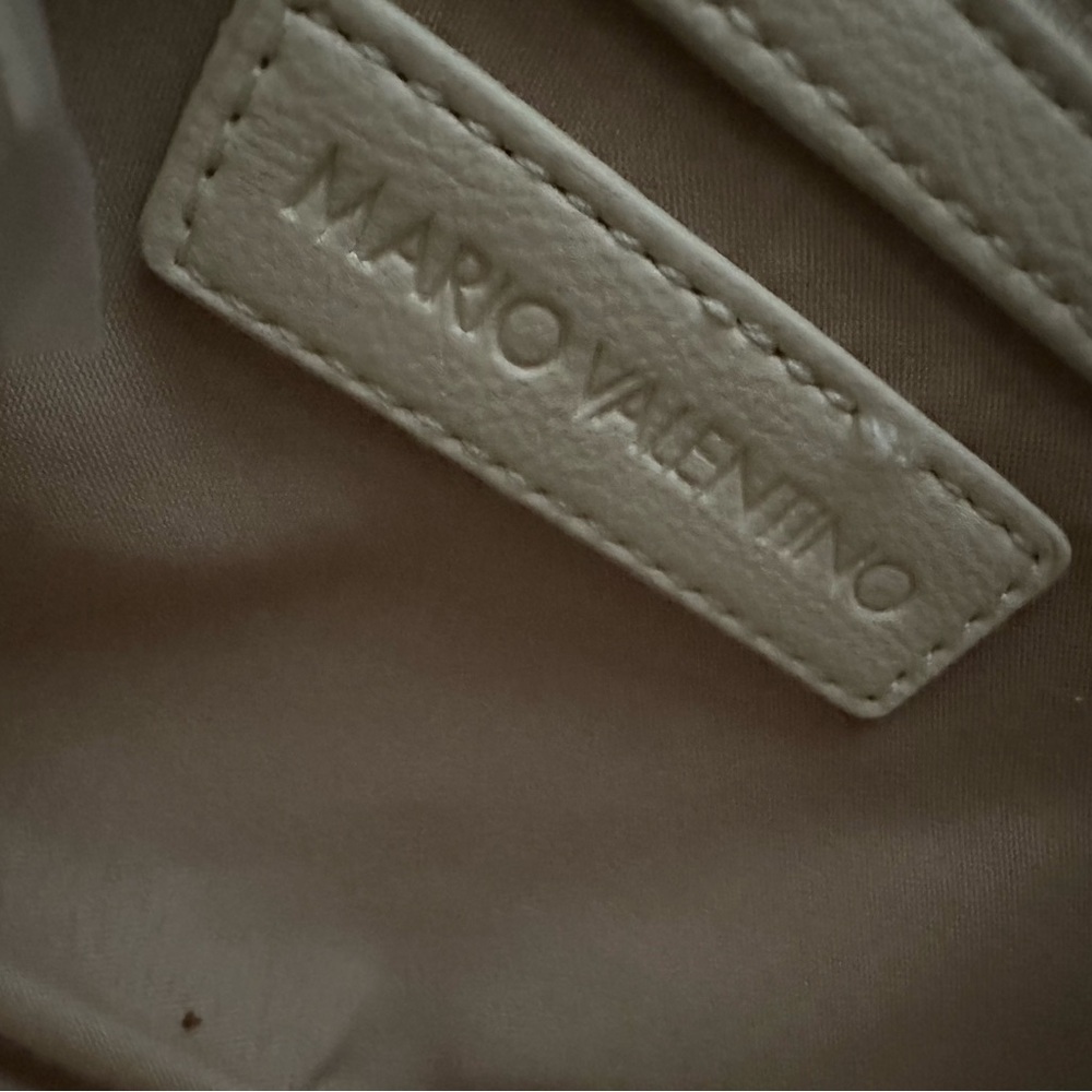 Valentino by Mario Beige Woven Shoulder Bag - Picture 3 of 5